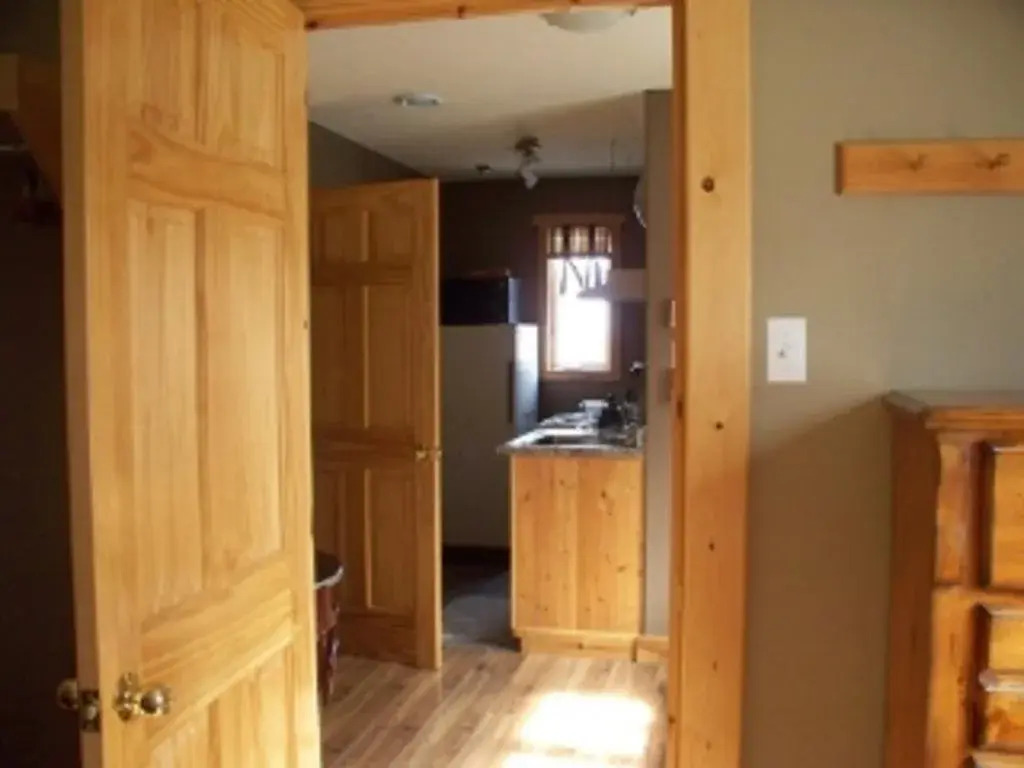 Bears Cove Inn
