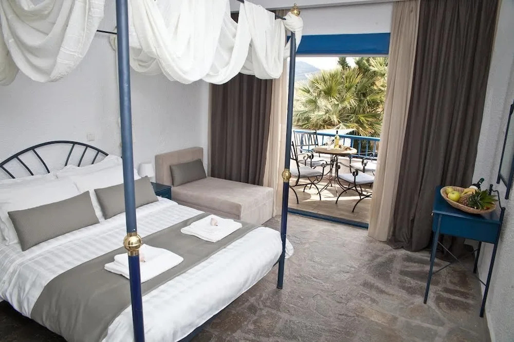 Ariadni Blue Hotel