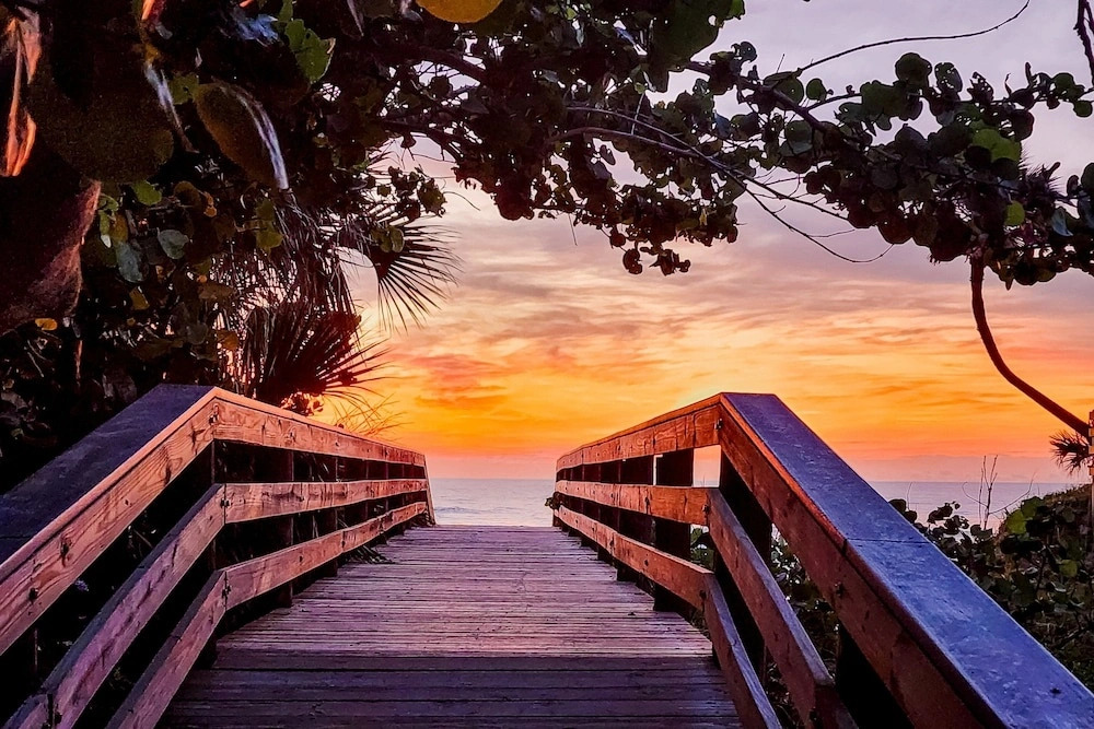 Sea Side Escape