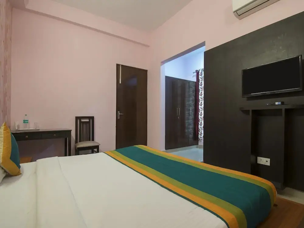 The Mango House by OYO Rooms