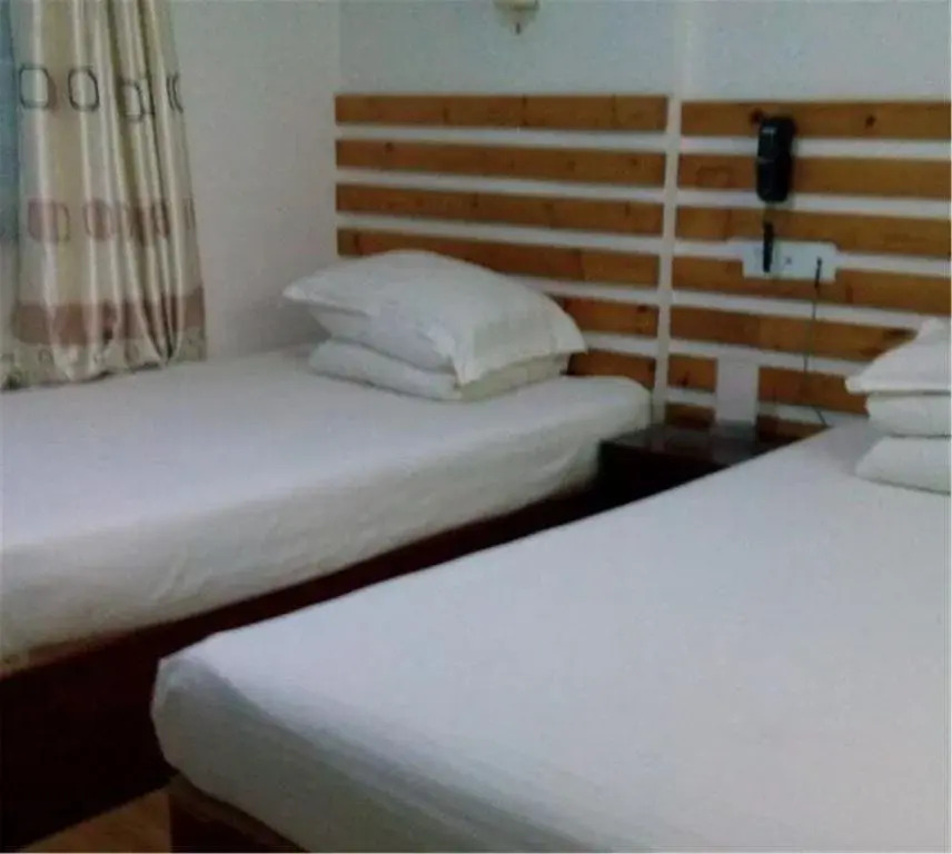 Qingdao Yike Business Hotel