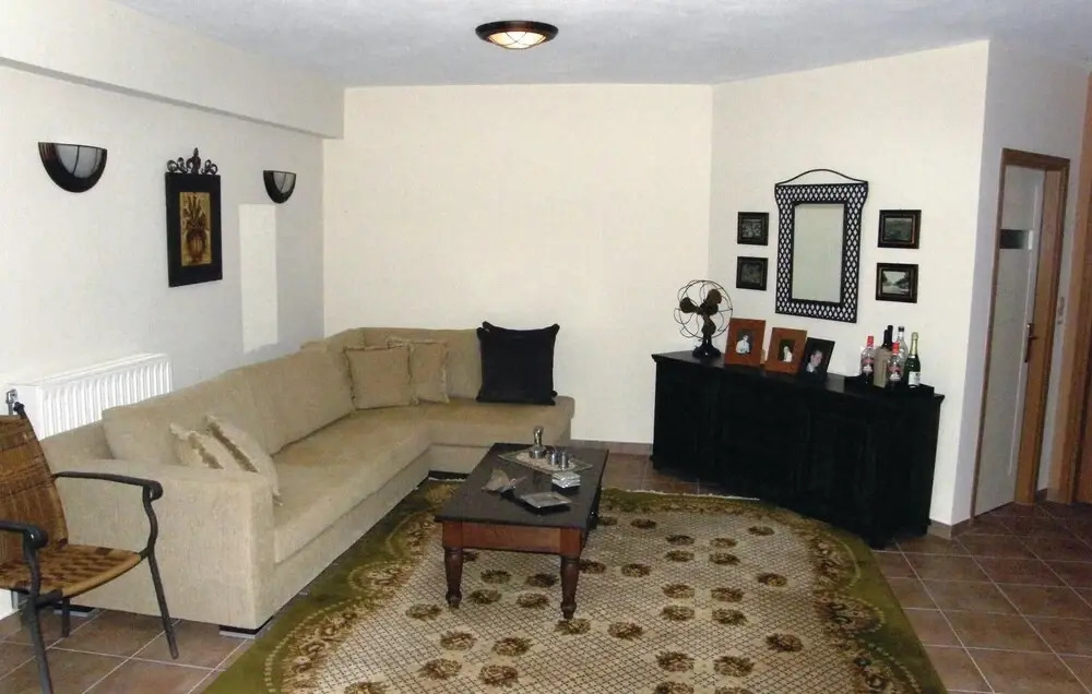 Awesome Home In Kamena Vourla