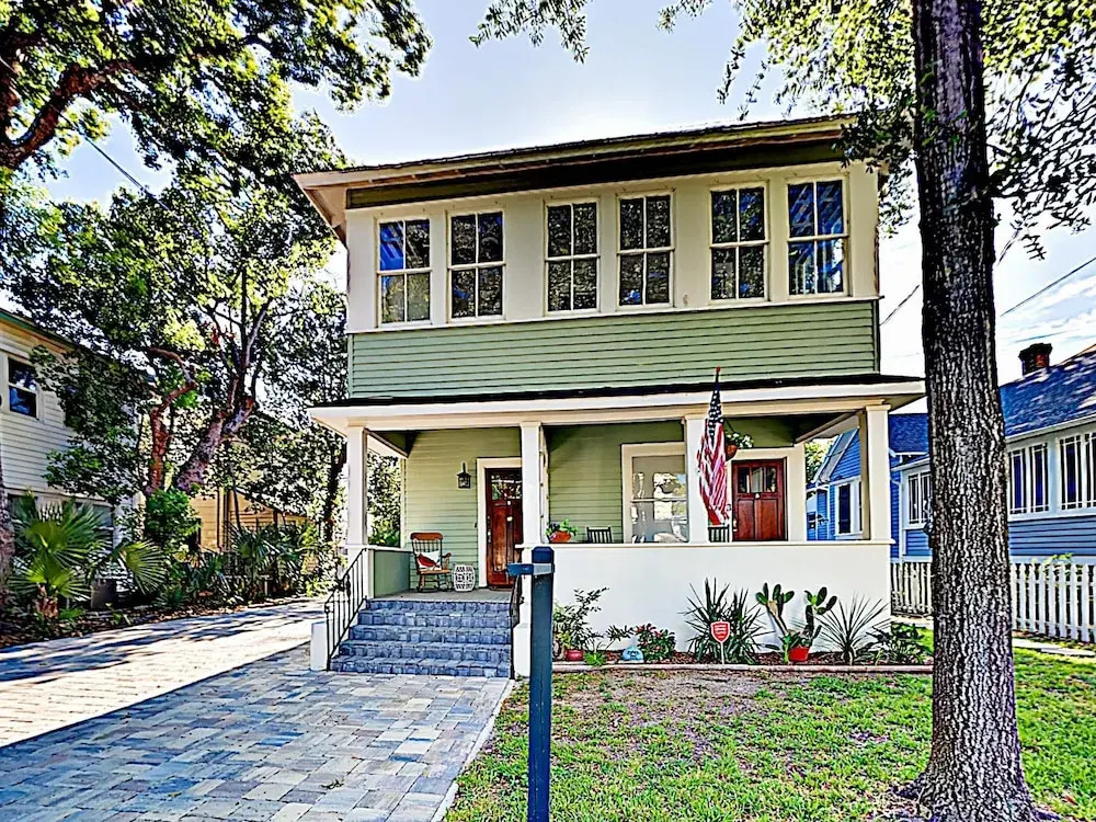 New Listing! Downtown Hideaway Near Vilano Beach 2 Bedroom Duplex