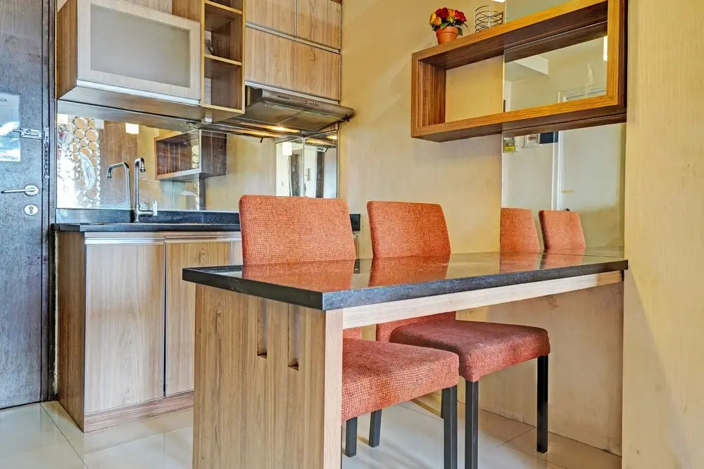 The Suite Metro Apartment by King Official