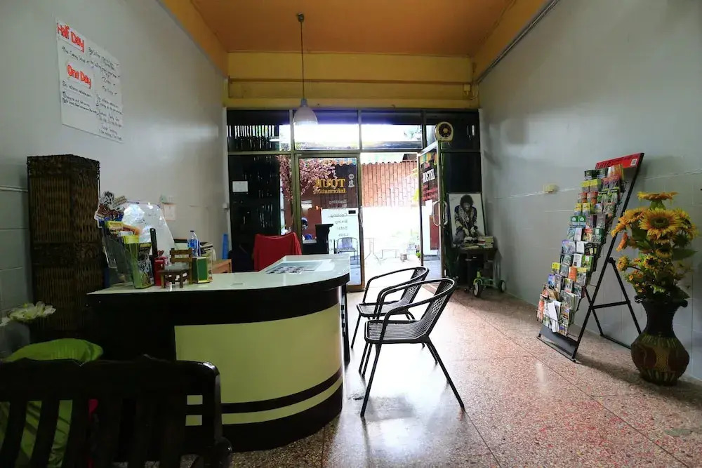 DaDa Hostel