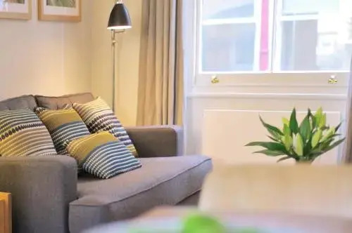 Clerkenwell Premium Deluxe