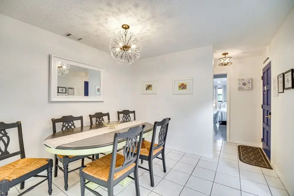 Satellite Beach Townhome w/ Patios, & Beach Gear