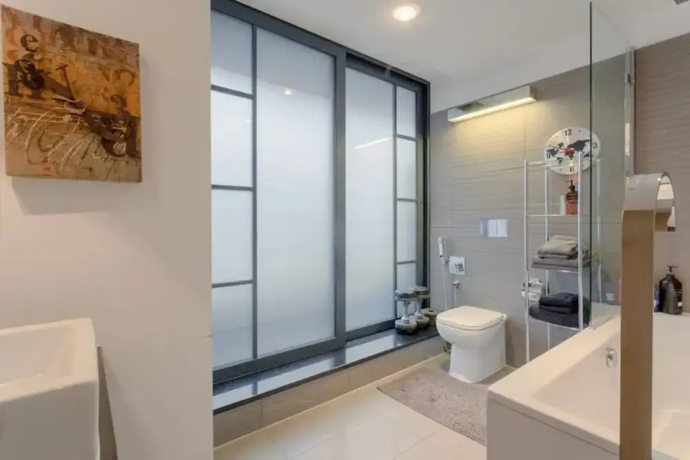 2 Bedroom Penthouse Apartment in Pimlico
