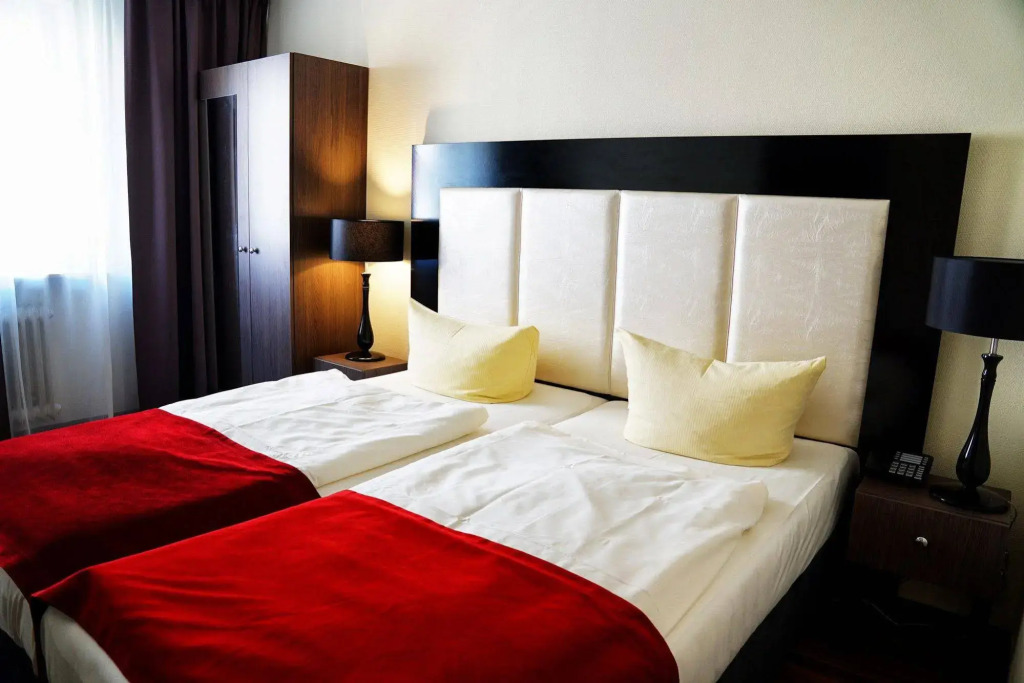 Hotel Admiral Frankfurt City Centre