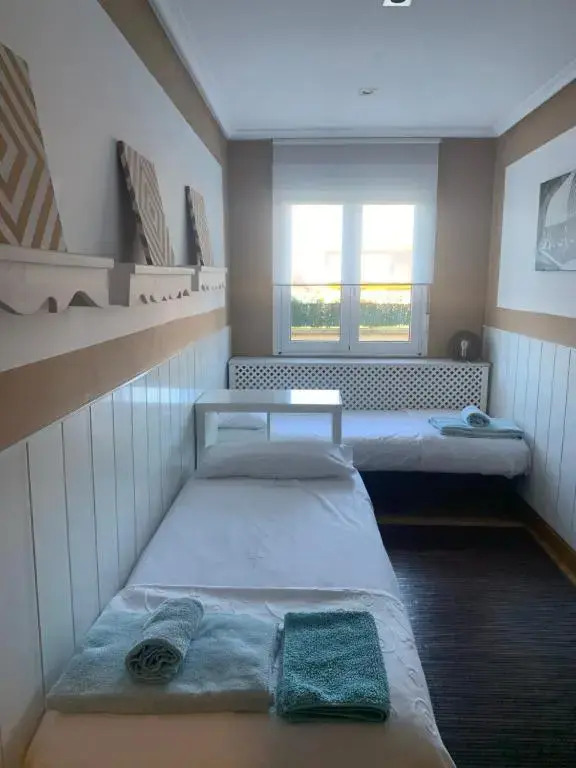 apartamento con jardín privado y barbacoa a 5 min playas santander