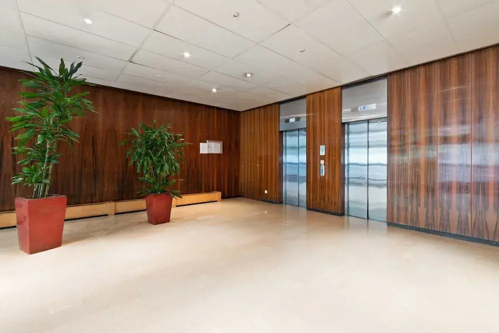 Chic Apartment Near the Champs-elysées
