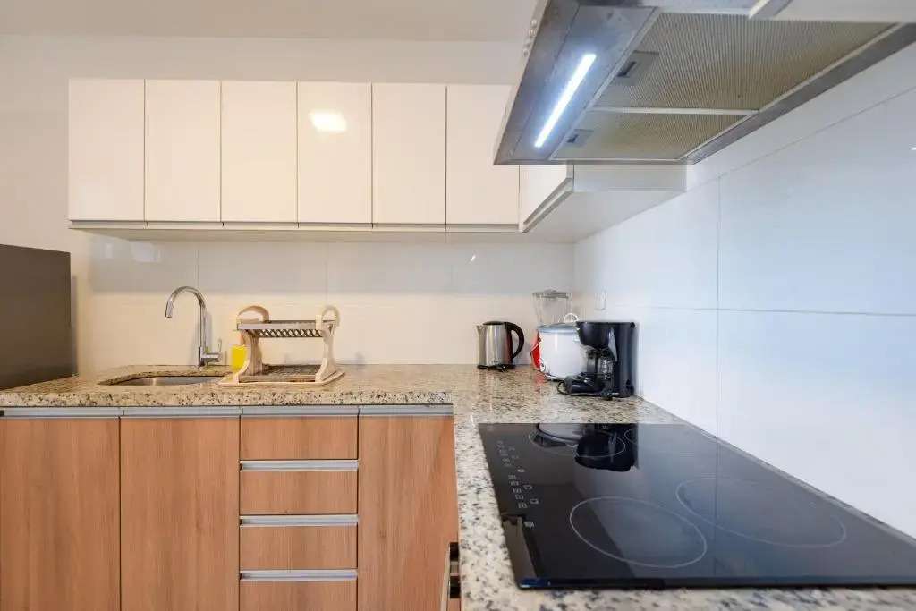 Trendy Host Canvas, Miraflores