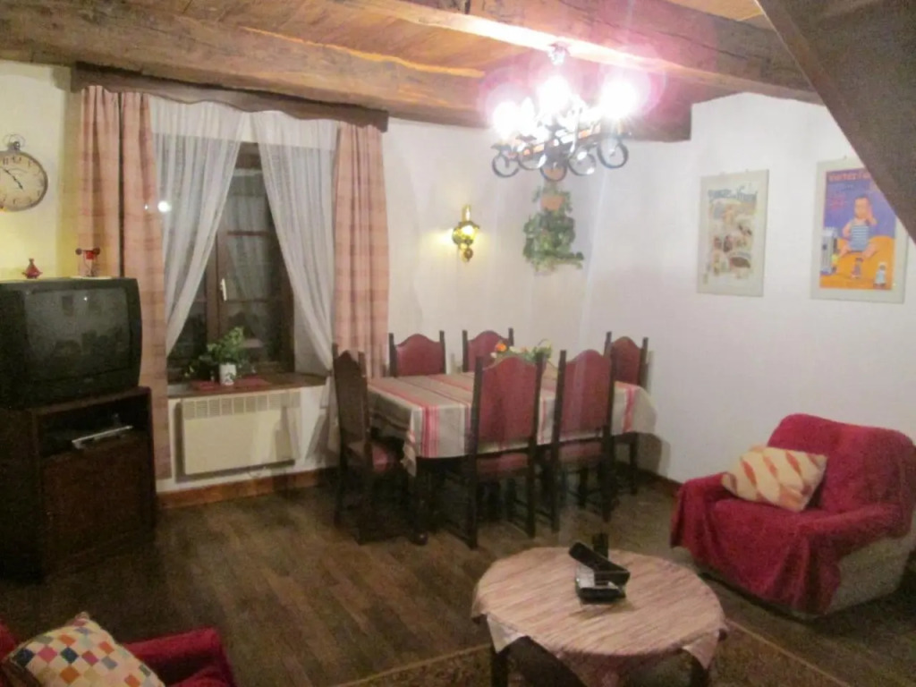 Maison cosy avec terrasse, 3 chambres, wifi, animaux acceptés, idéal pour familles en Meuse - FR-1-585-2