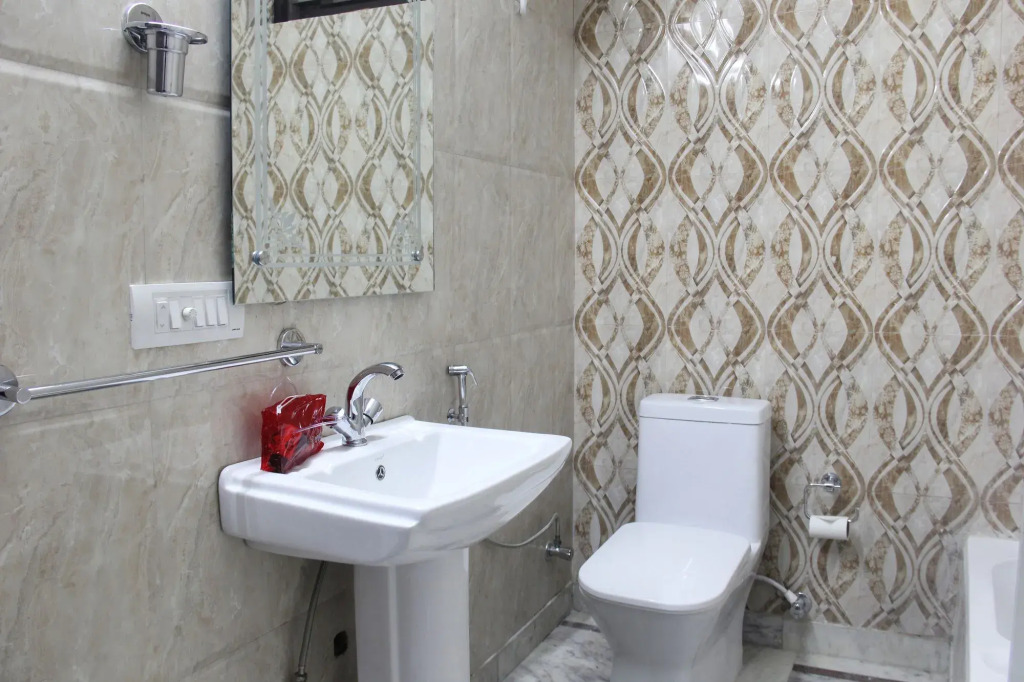 FabHotel Queen Palace by OYO Rooms