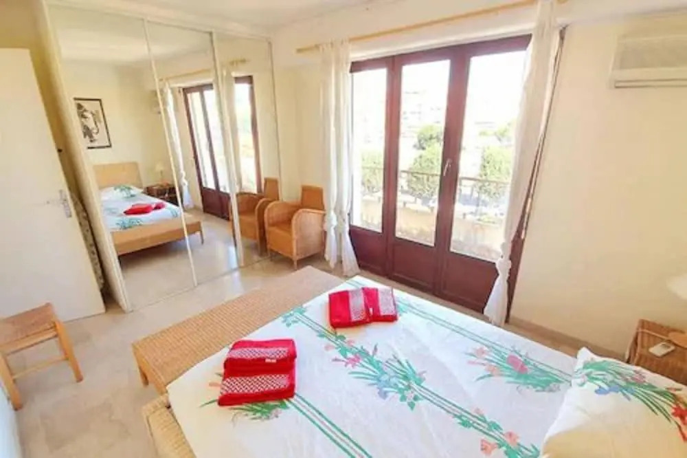 2P 60m²,Centre-ville,Calme ,Vue Mer ,Parking ,WIFI