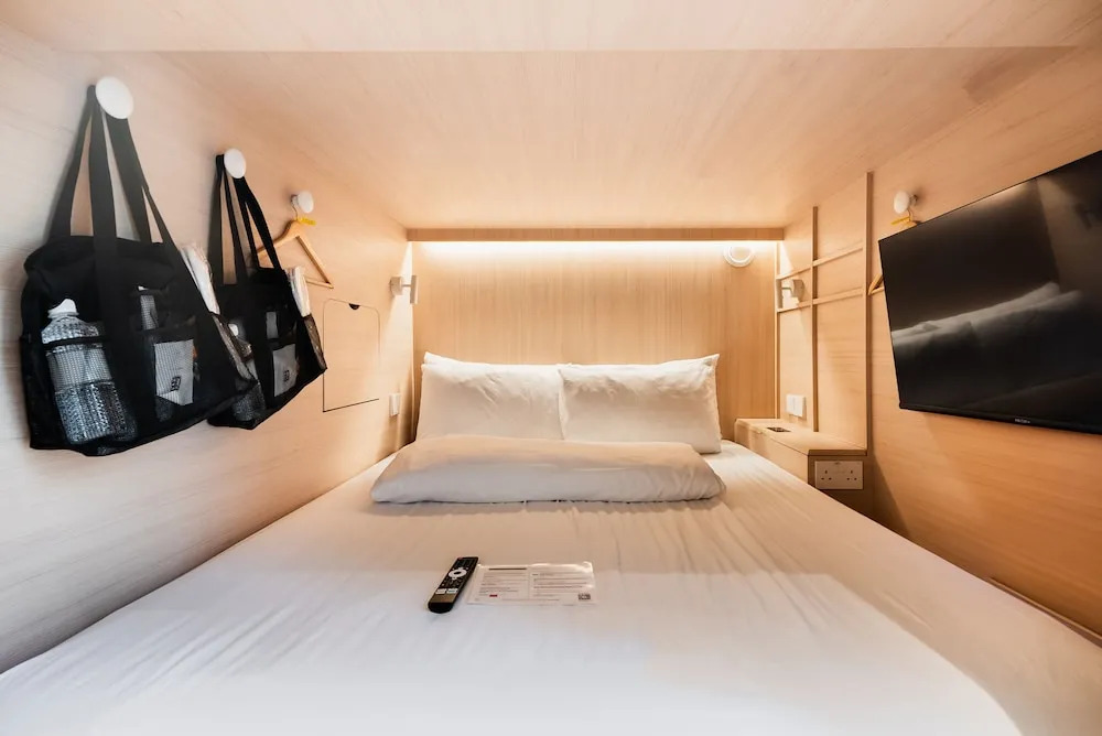 Jyu Capsule Hotel