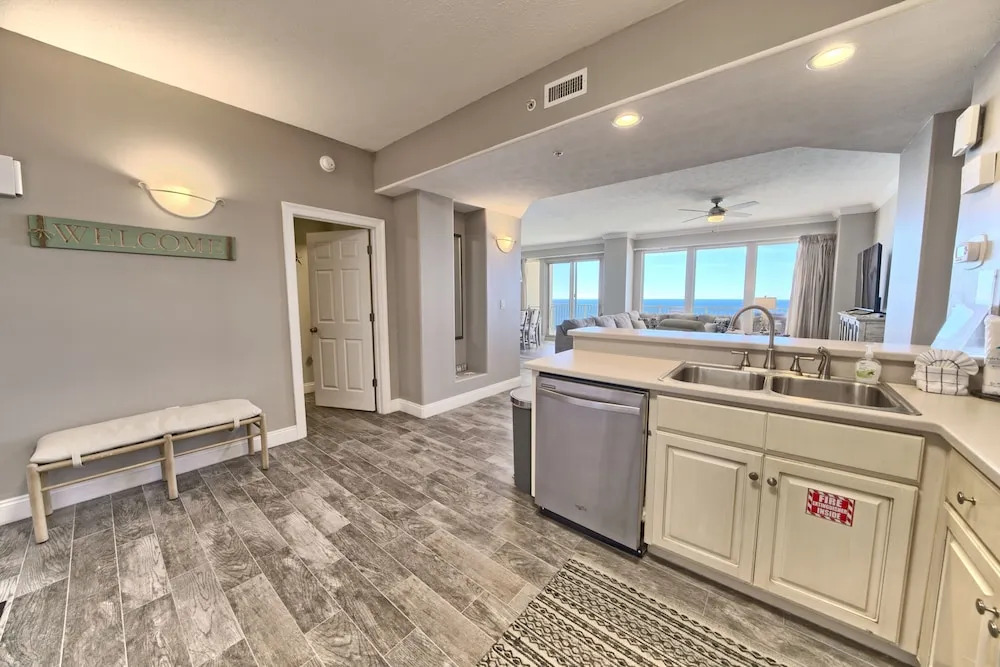 Unit 2304 2 Bedroom Condo by RedAwning