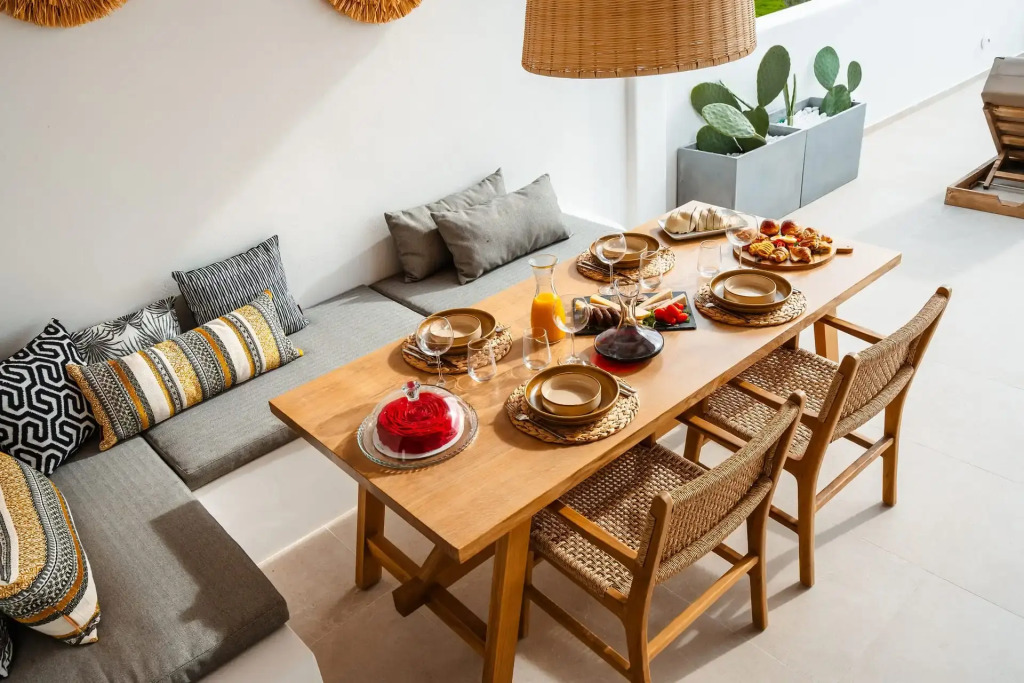 C & G Villas