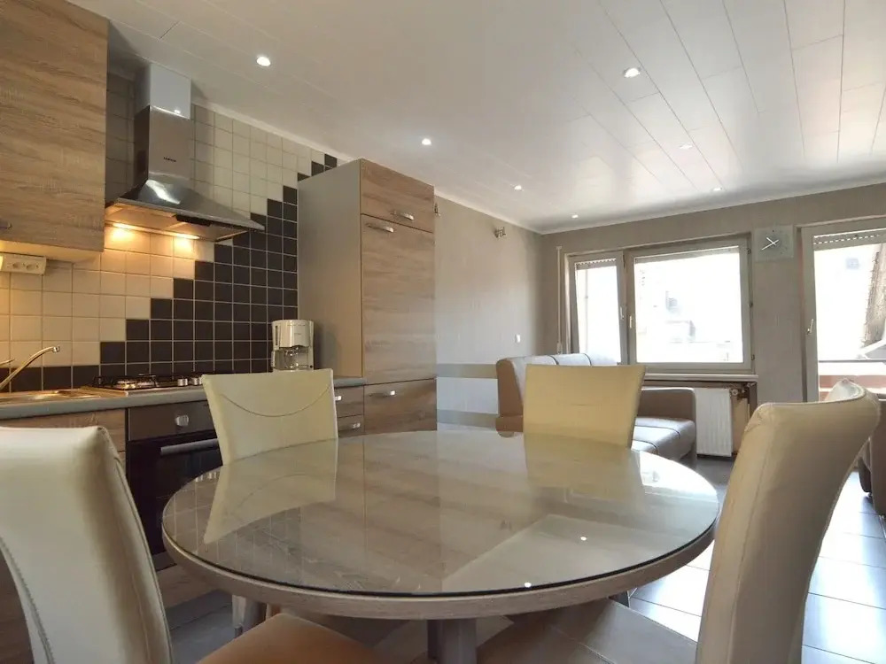 Modern and Comfortable Apartment Close to the Mosel, Shops and Restaurants
