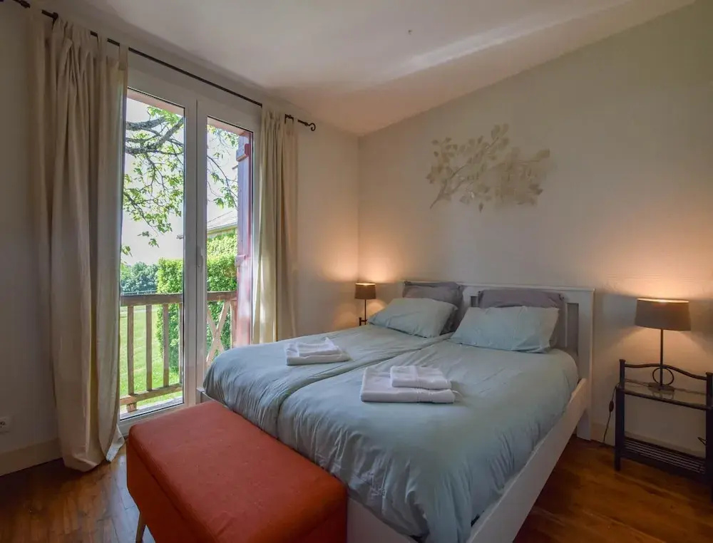 Holiday Home for 6 People With Private Pool