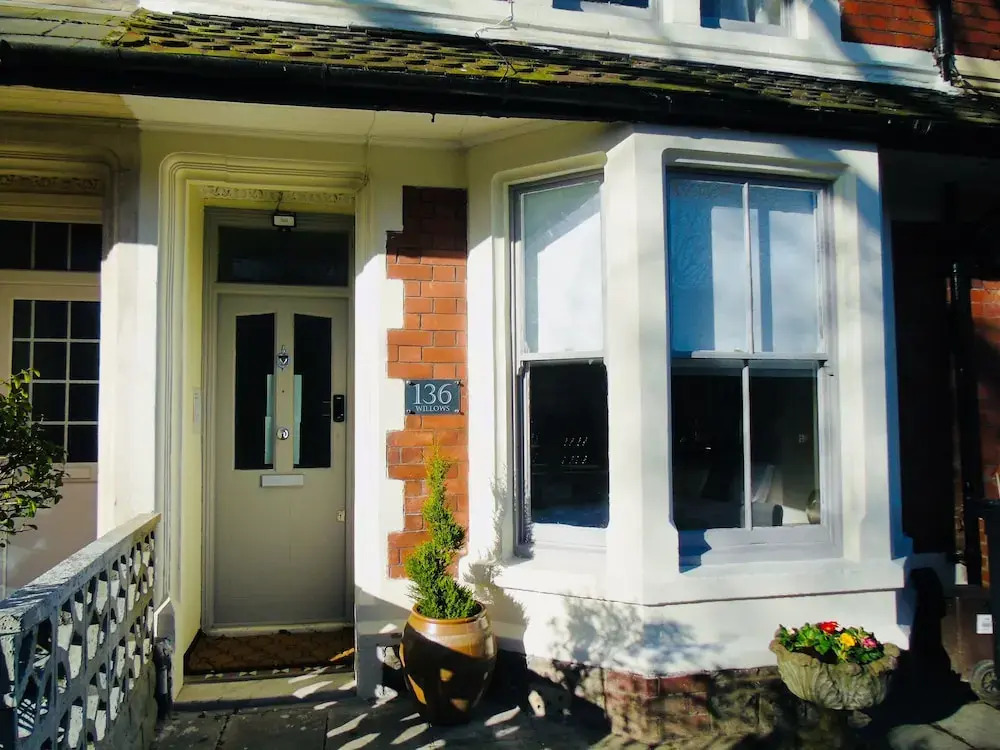 Willows - Cardiff Guest House