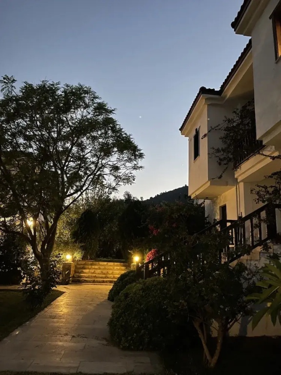 Mesudiye Apart