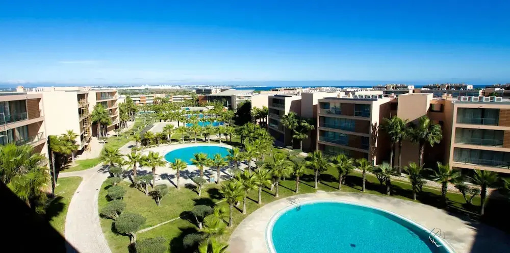 Apartment With 2 Bedrooms in Guia, With Shared Pool, Enclosed Garden and Wifi - 500 m From the Beach