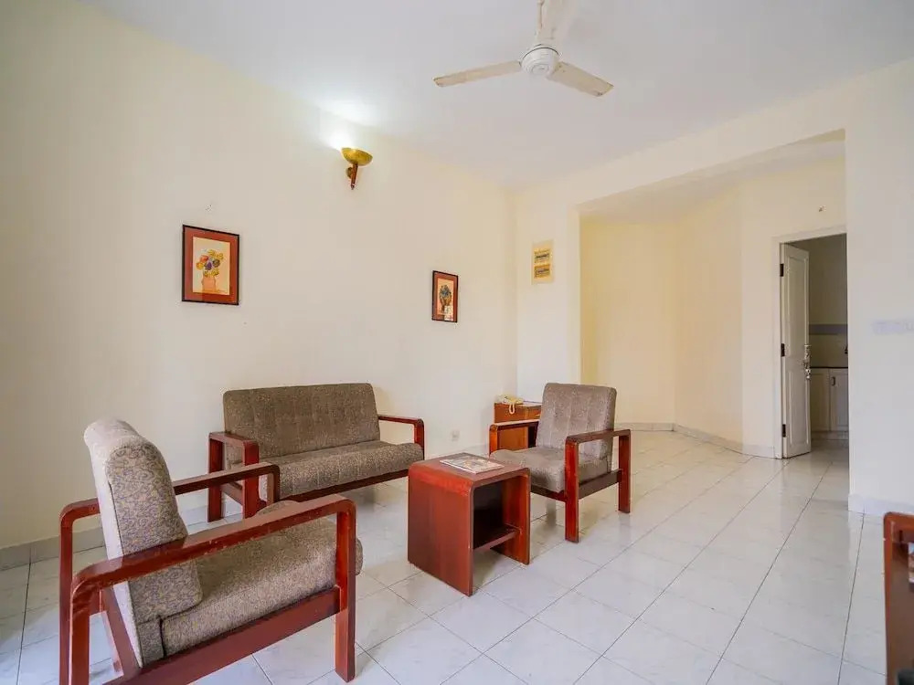 OYO 15459 Home Exotic 2BHK Vyttila