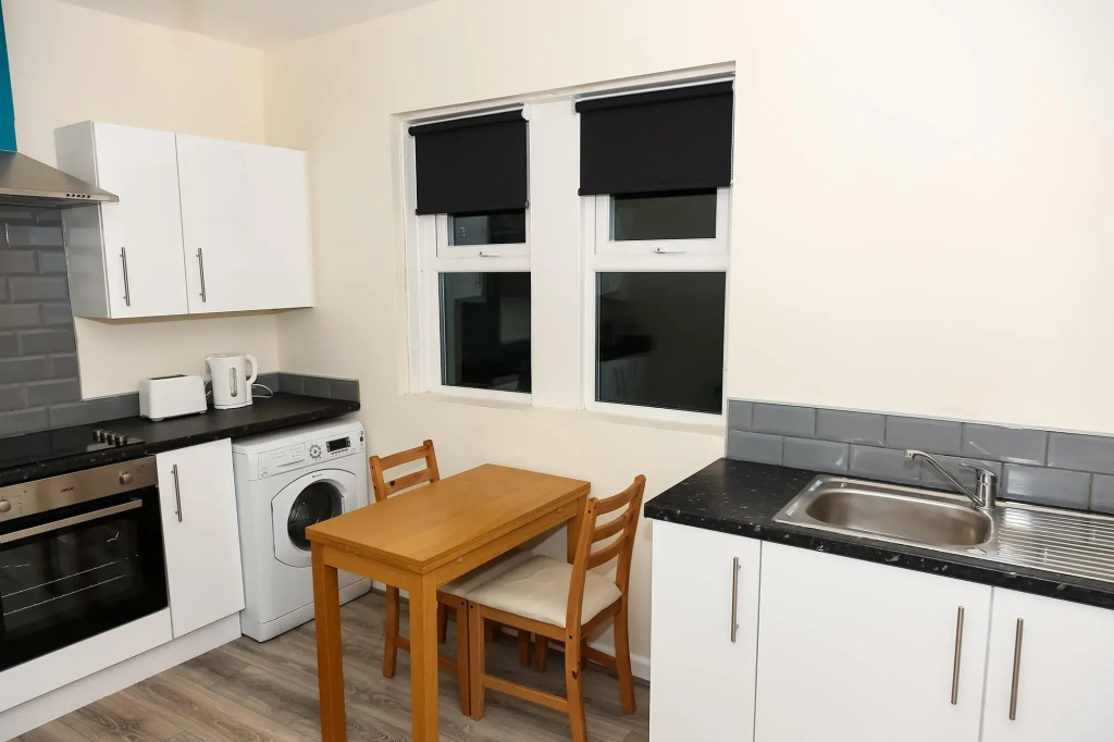 Alexander Apartments Rooms 1