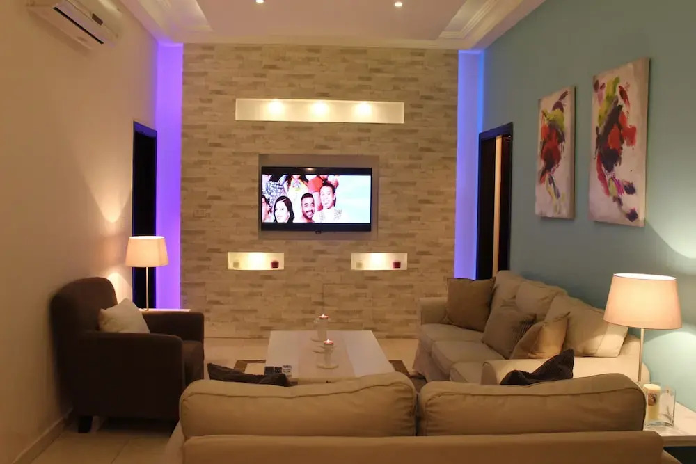 Modern & Hillview Terrace