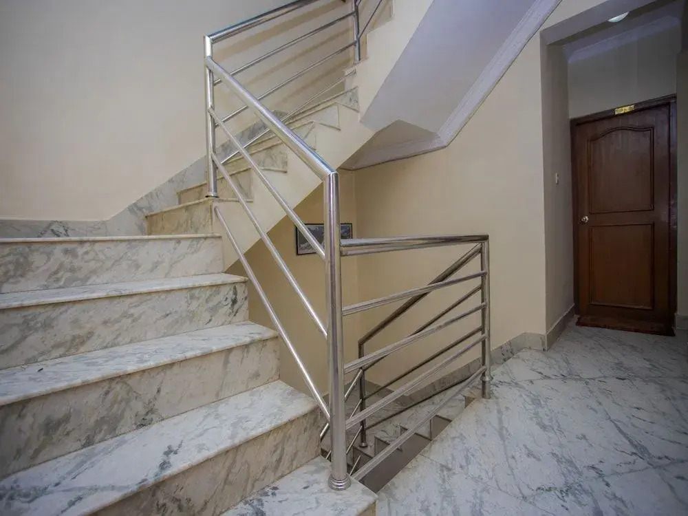 OYO 305 Hotel Gauri