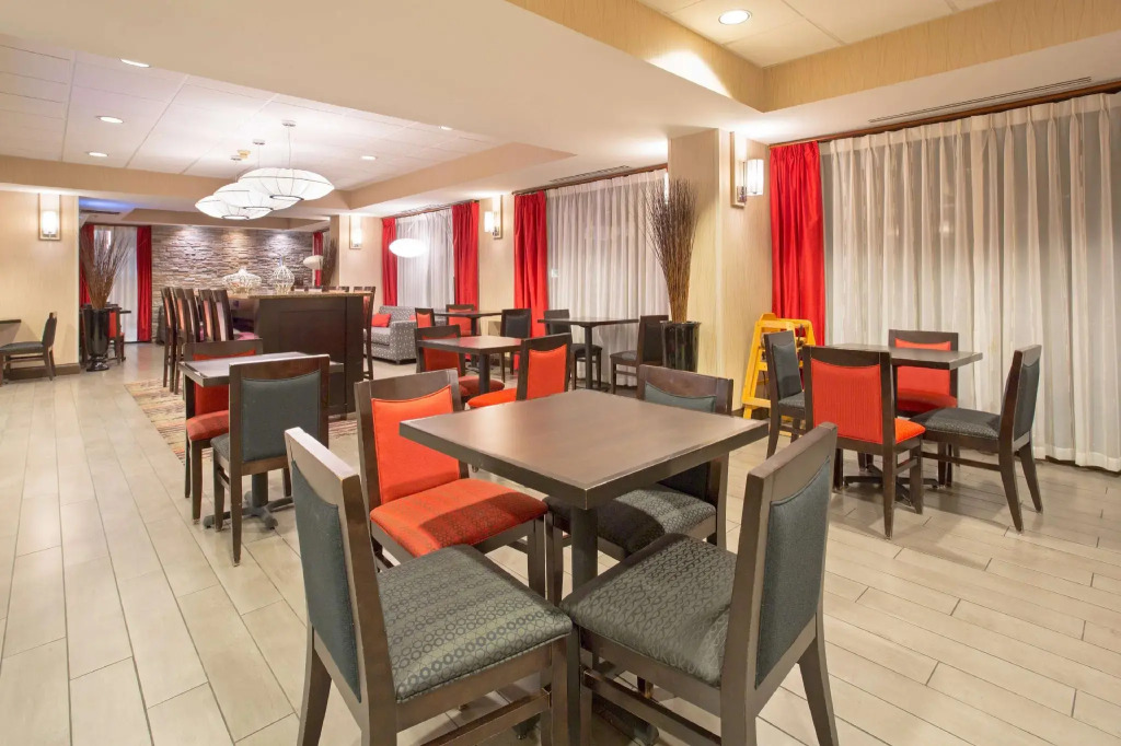 Hampton Inn Denver-International Airport