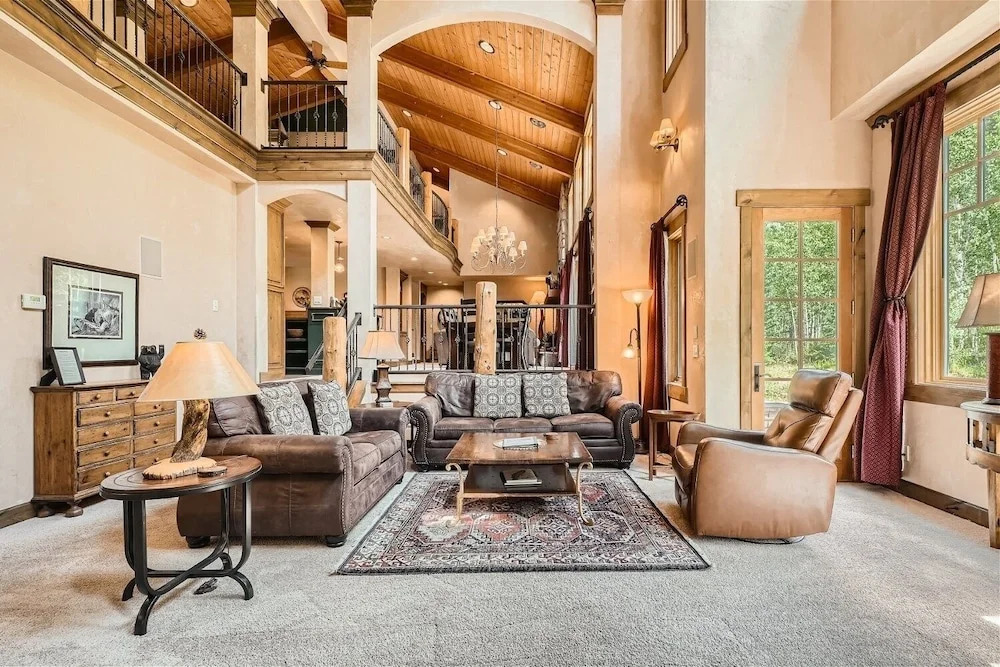 Keystone Gulch 1688 5 Bedroom Estate by RedAwning