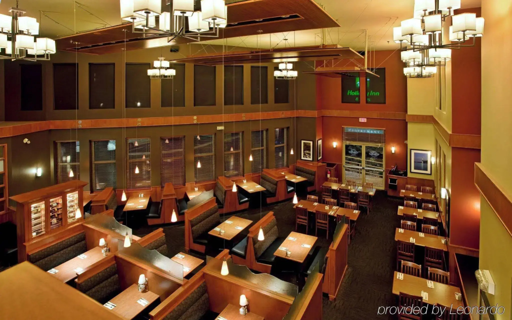 Holiday Inn Hotel and Suites-Kamloops by IHG