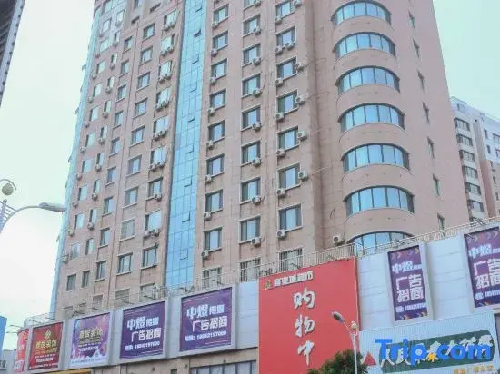 Huifeng Business Hotel (Lingyuan East Street)