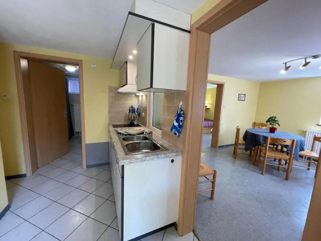 Apartment Résidence jaune et rose-4 by Interhome