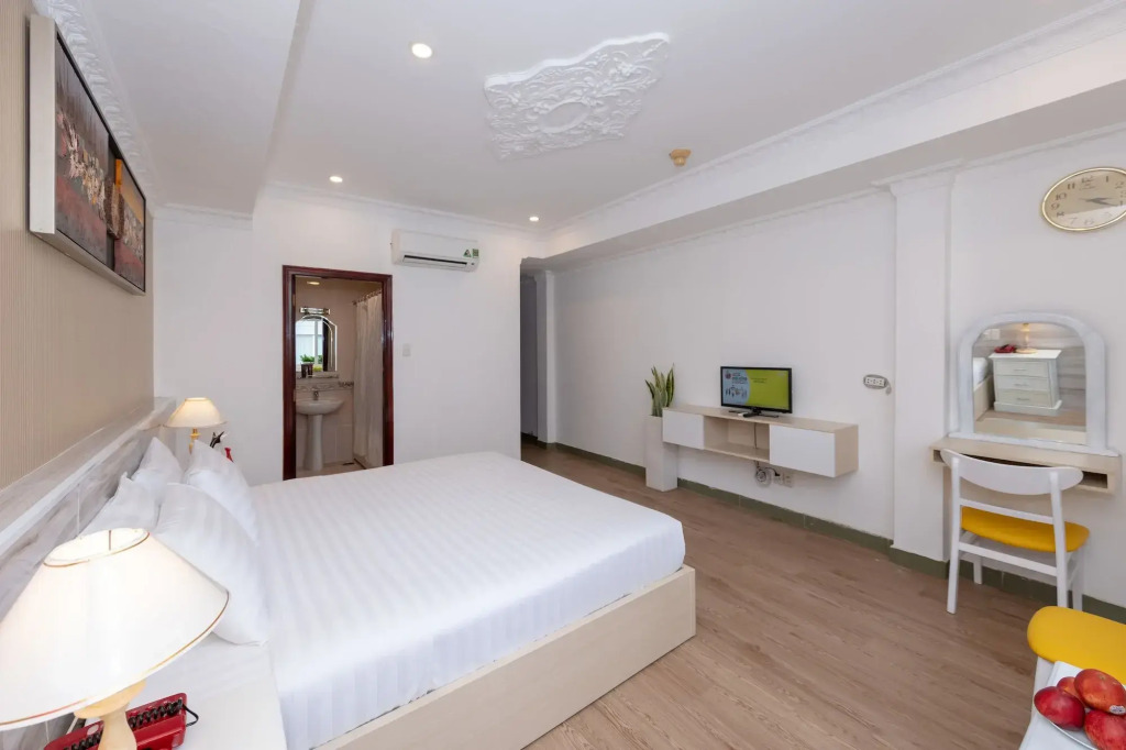 Ben Thanh Station Hotel