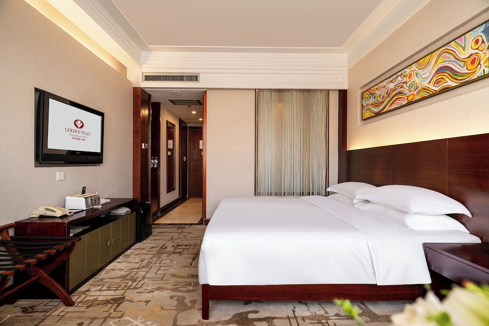 Golden Plaza International Hotel