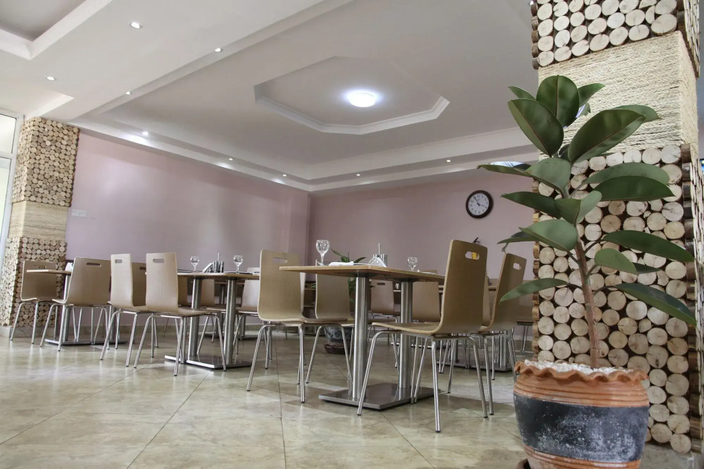 Namayiba Park Hotel