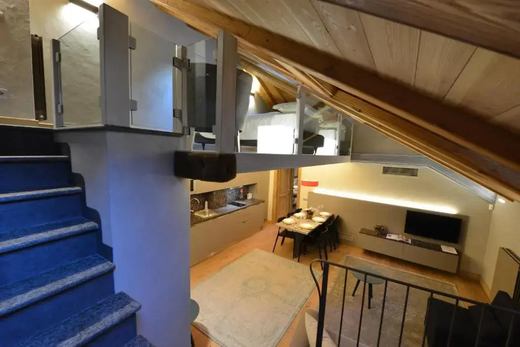 Le Reve Charmant Apartments - Via SantOrso,2