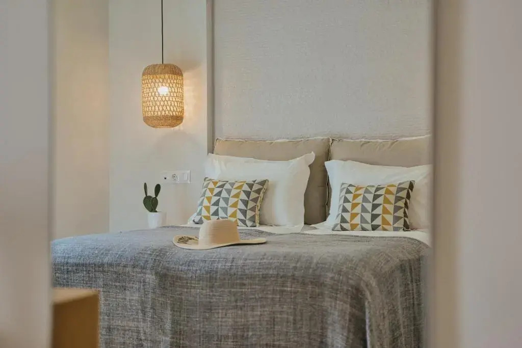 Aeolia suites