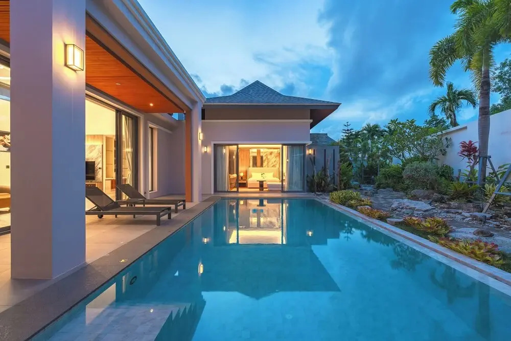 3BR Villa Pool Near Top Beaches V229