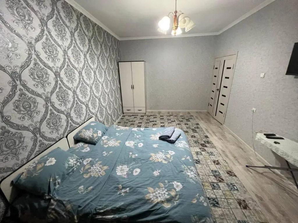 1-room apartment on Toktogula 64v