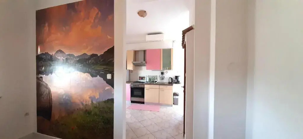 Apartments Hajl