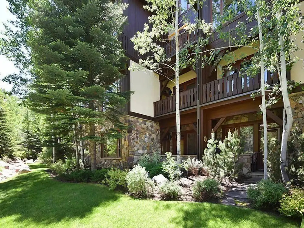 Arrowhead Village Condo - 104 Aspenwood Lodge