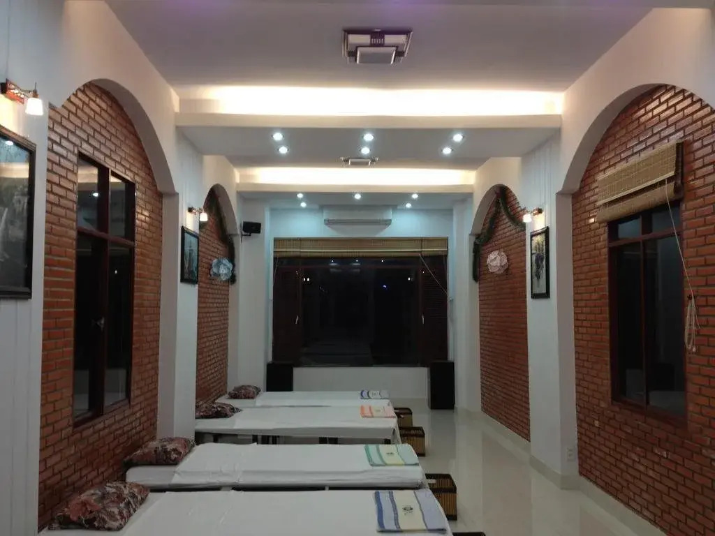 Lu Khach Quan Guesthouse