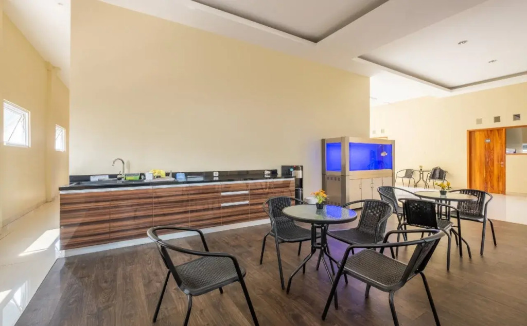 Urbanview Darmo Residence Bandung
