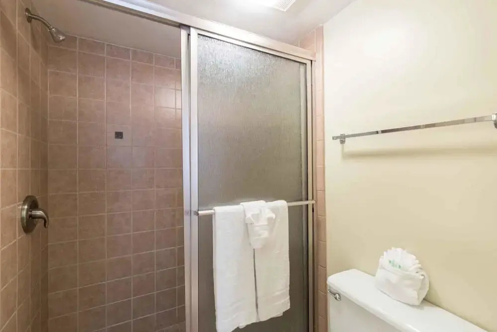 Suntide II Condominium 206