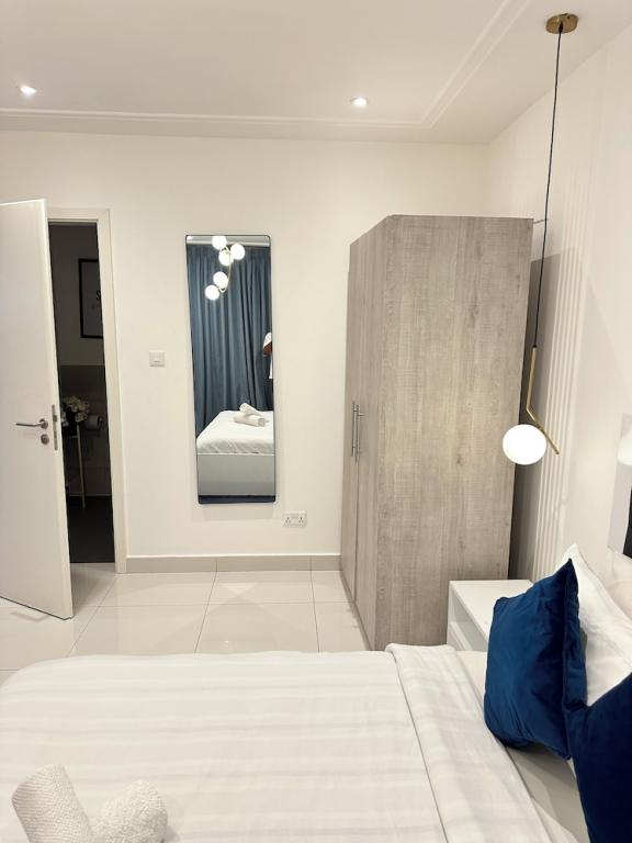 Peravi Suites at Loxwood