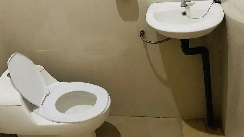 Asmi Hotel